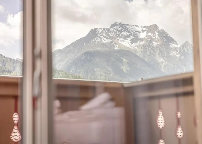 Partyhouse Harakiri Stay Different 60 Seconds To Mountains! Free Parking! Self Check-In