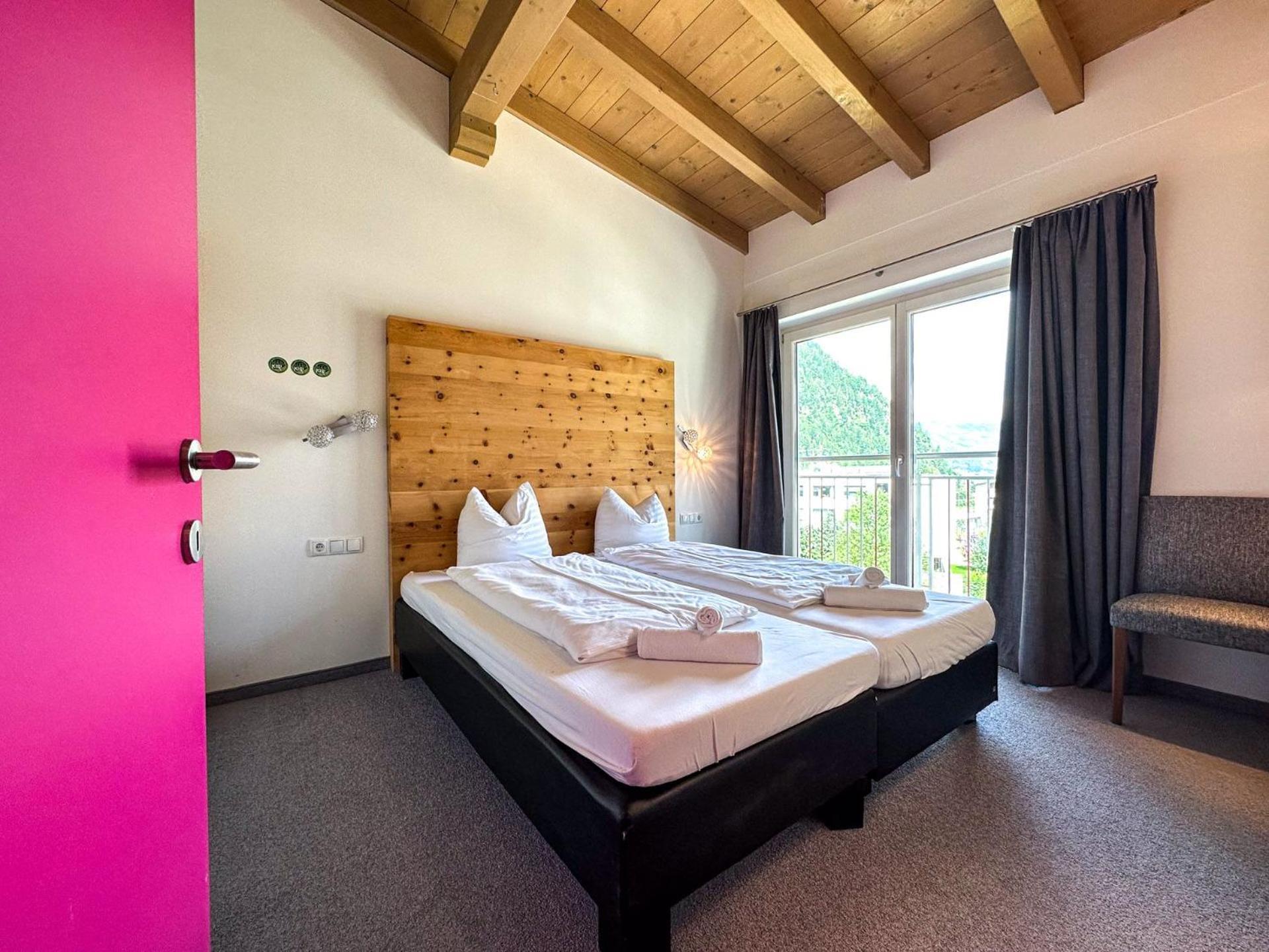 Partyhouse Harakiri Different 60 Seconds To Mountains! Free Parking! Self Check-in Lodge Mayrhofen